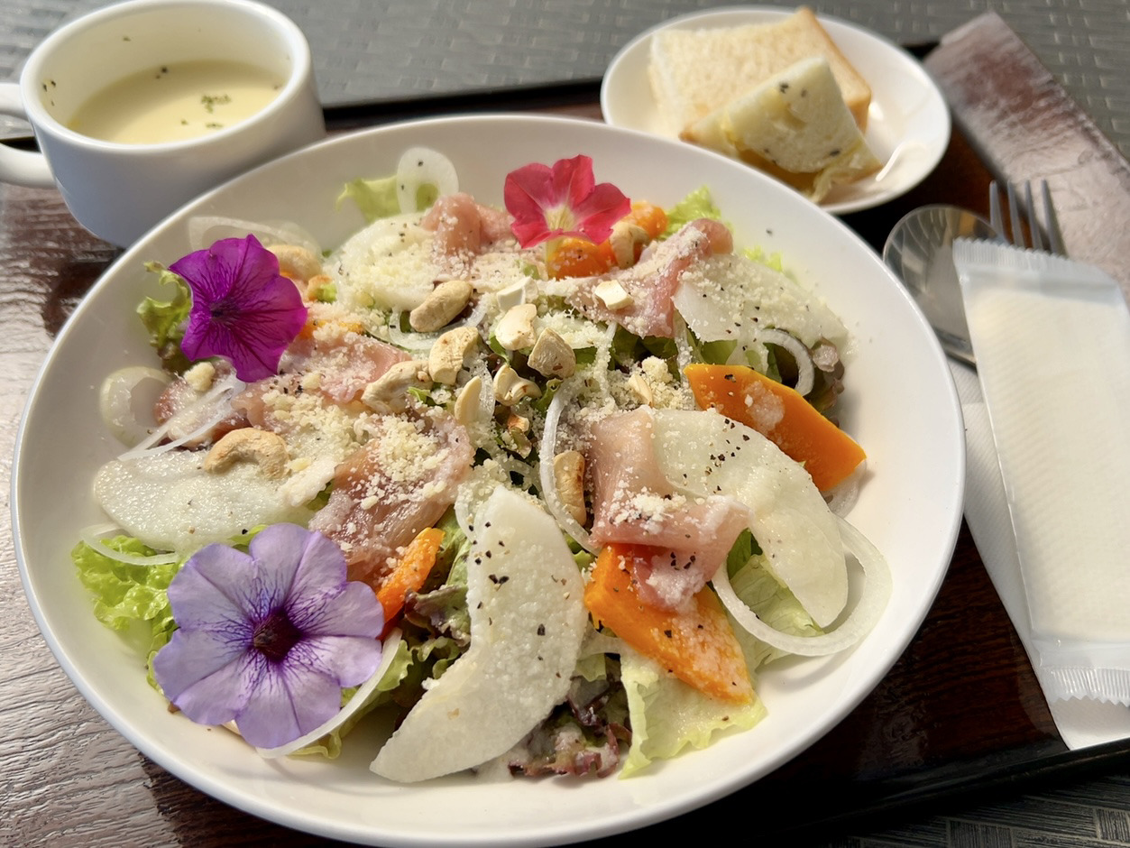 季節のサラダランチ